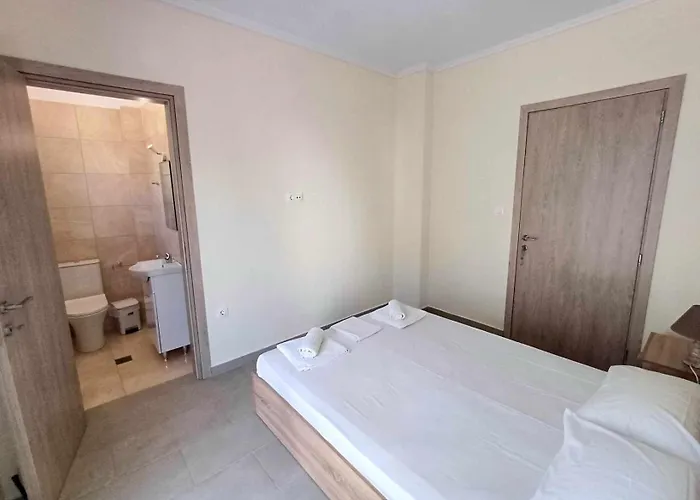 Manos Luxury Nea Kallikrateia