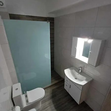 Manos Luxury * Nea Kallikrateia